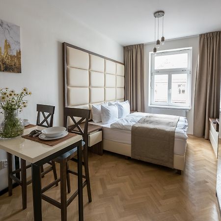 Letna Garden Suites Praha Bagian luar foto