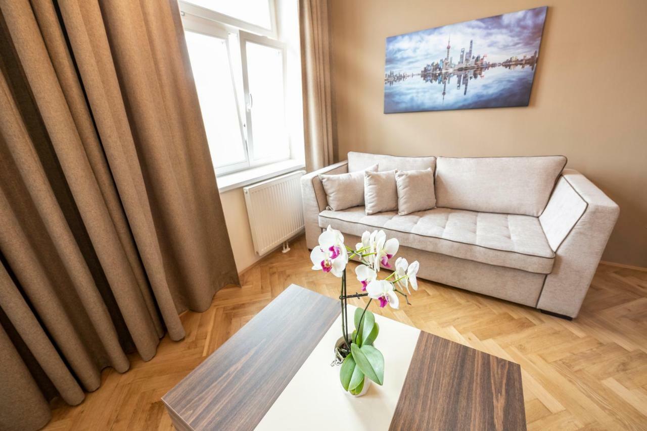 Letna Garden Suites Praha Bagian luar foto
