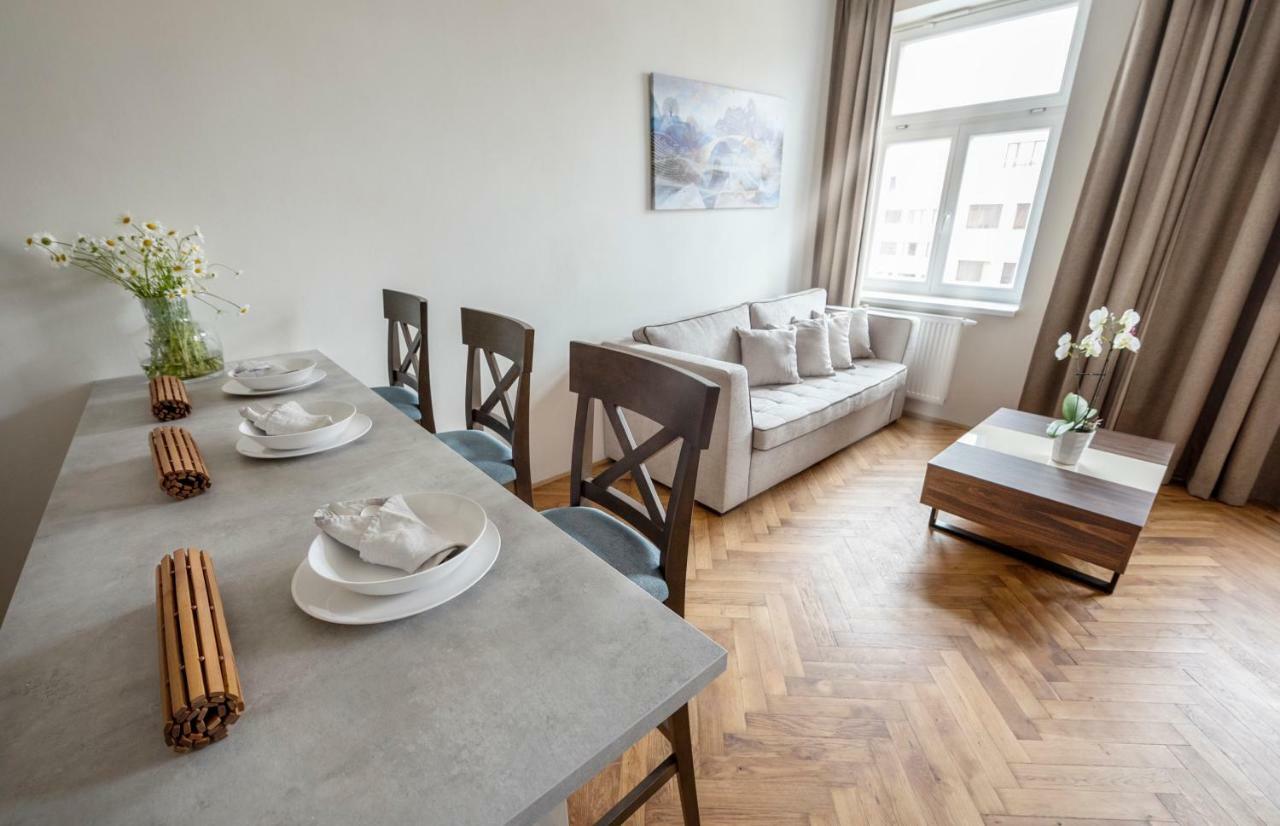 Letna Garden Suites Praha Bagian luar foto