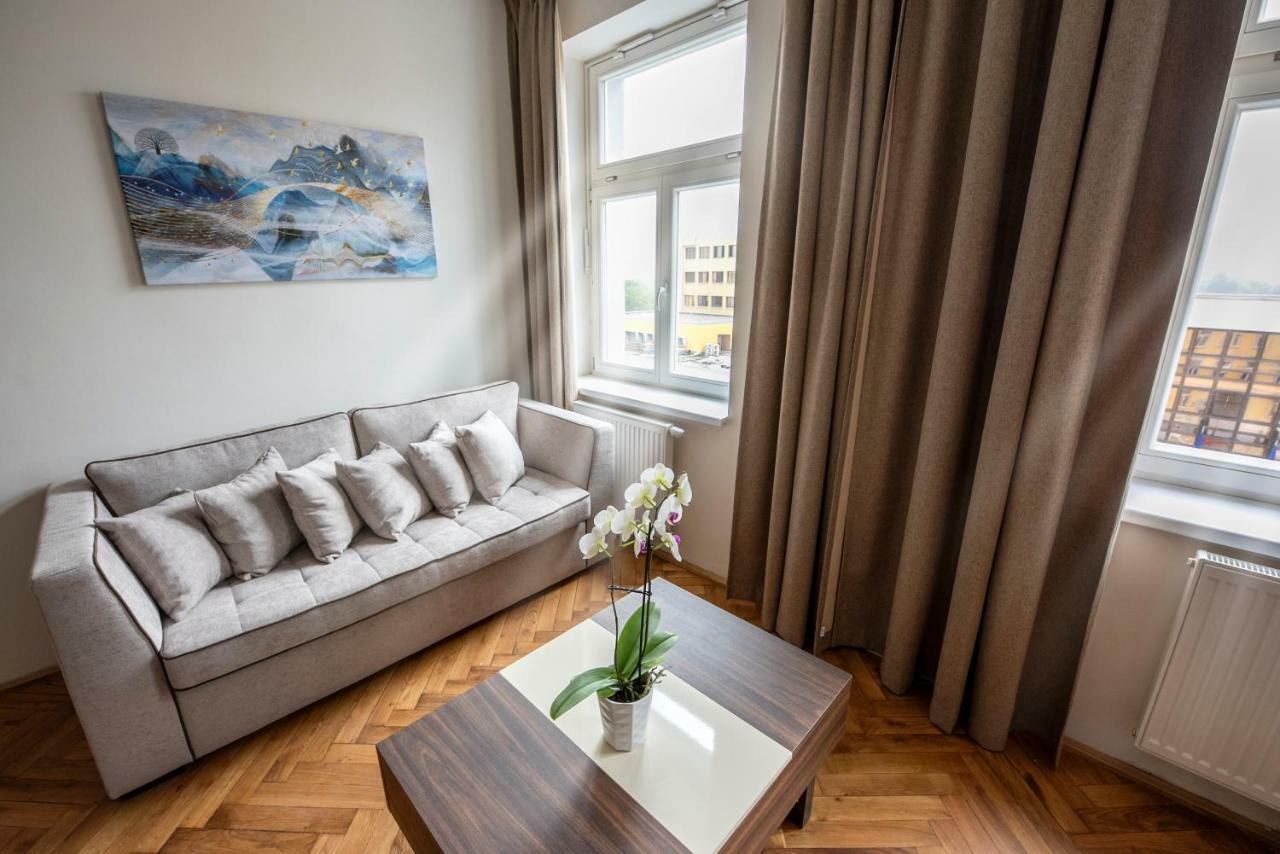 Letna Garden Suites Praha Bagian luar foto