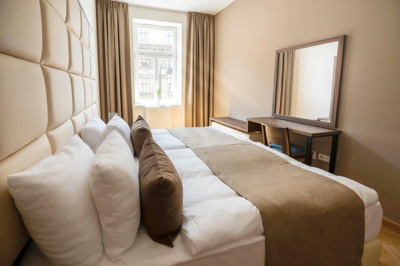 Letna Garden Suites Praha Bagian luar foto