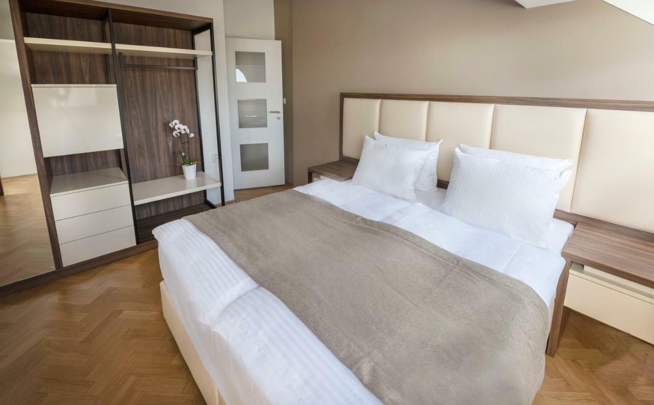 Letna Garden Suites Praha Bagian luar foto